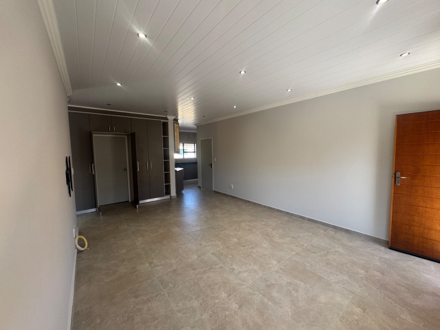 To Let 2 Bedroom Property for Rent in Doringkruin North West